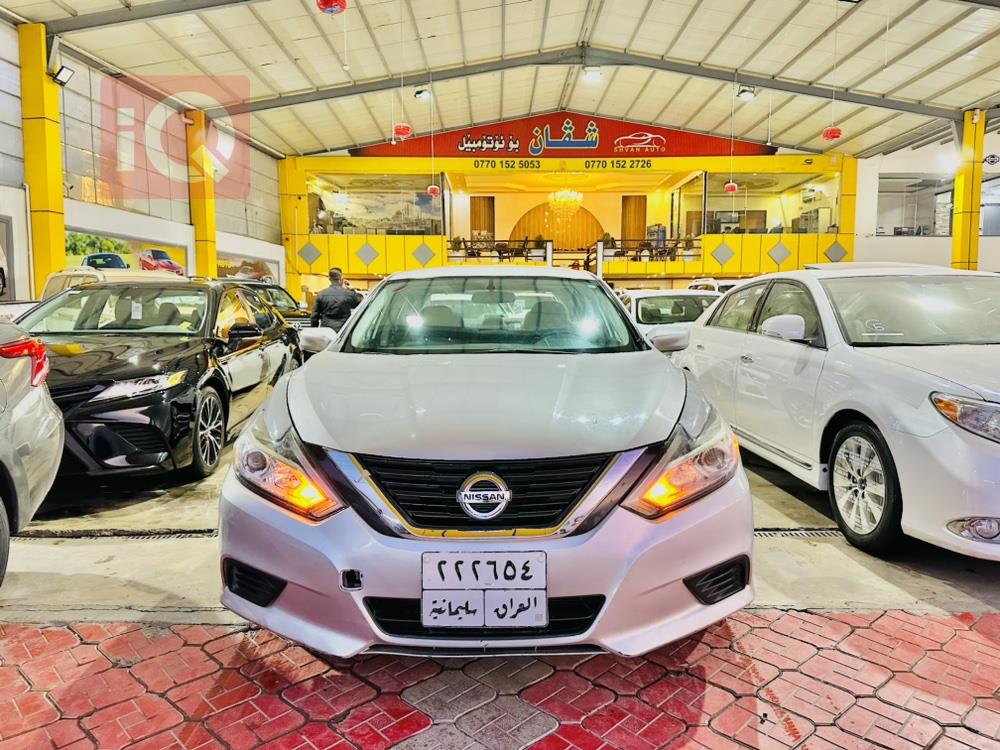Nissan Altima